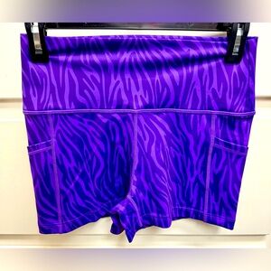 NWOT Constantly Varied Gear 2.5 inch shorts